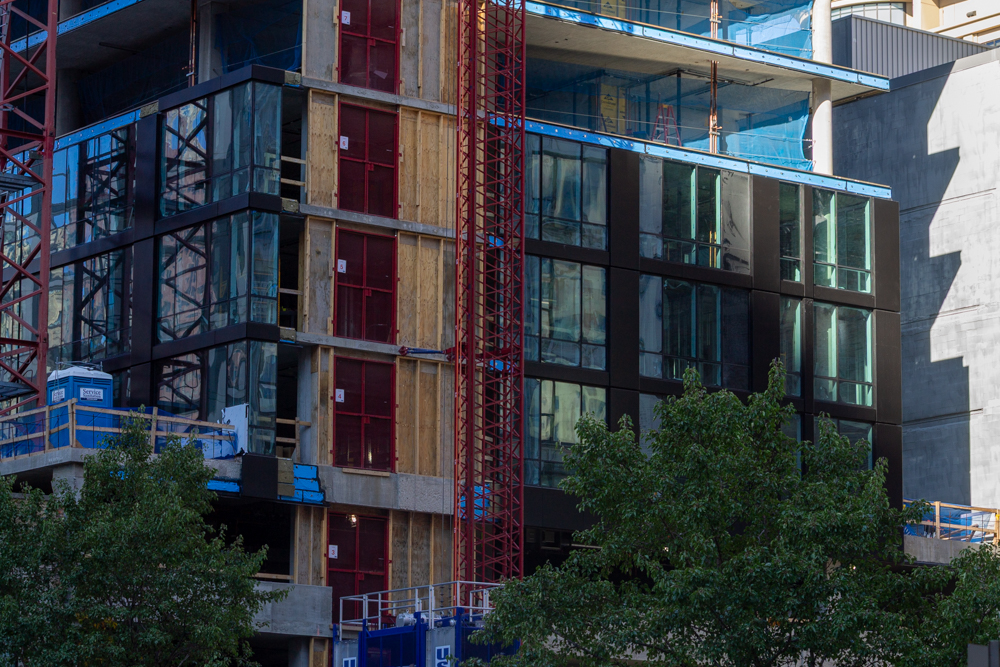 626 South Wabash tops out