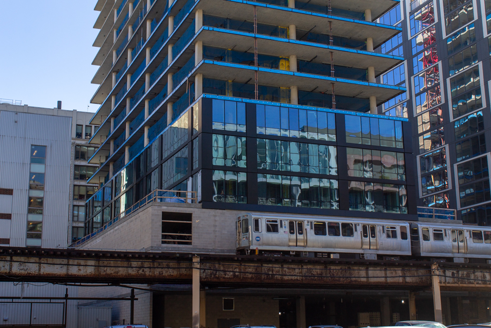 626 South Wabash tops out