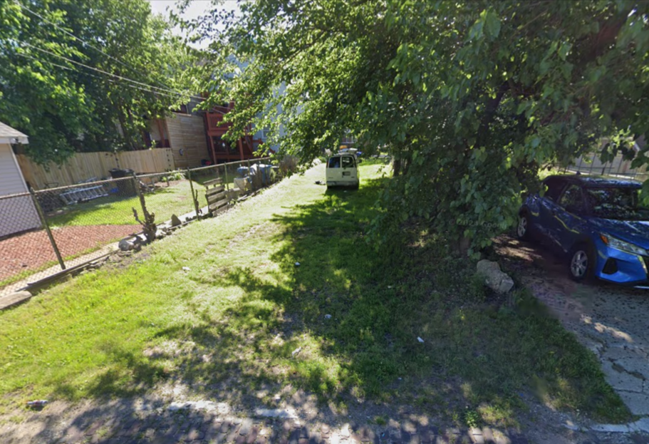 4217 South Indiana Avenue three-flat permitted