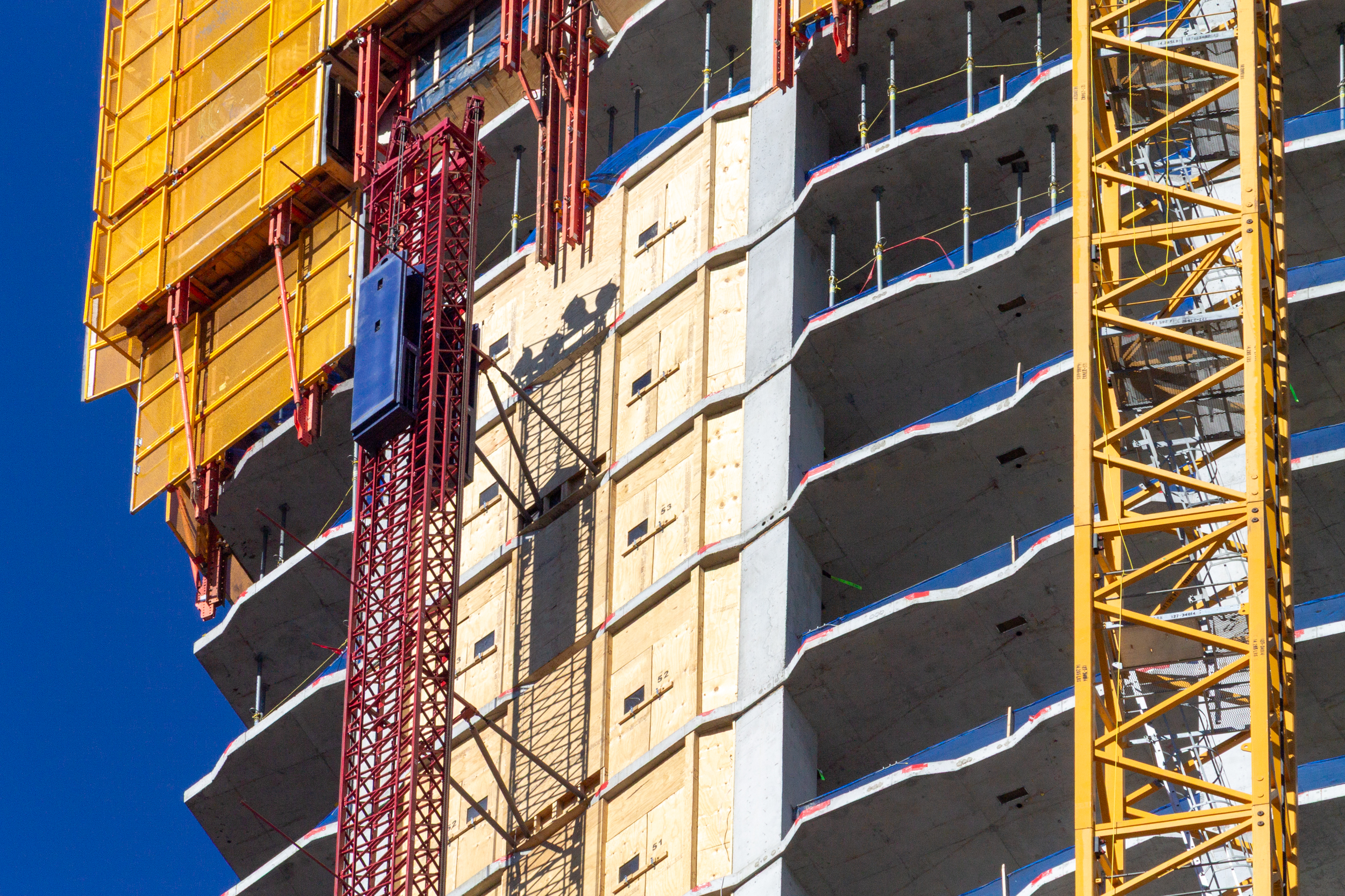 400 Lake Shore North Tower crane jump November 2025