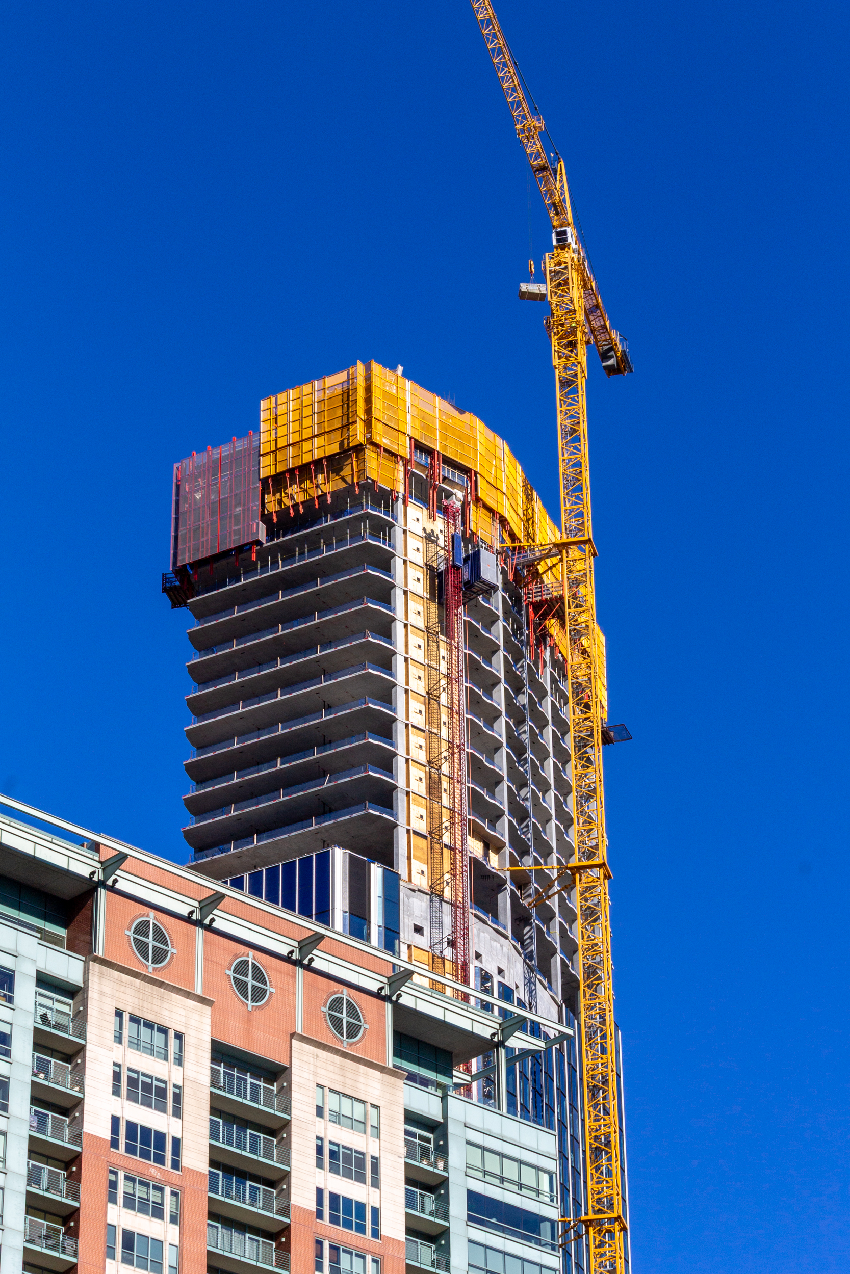 400 Lake Shore North Tower crane jump November 2025