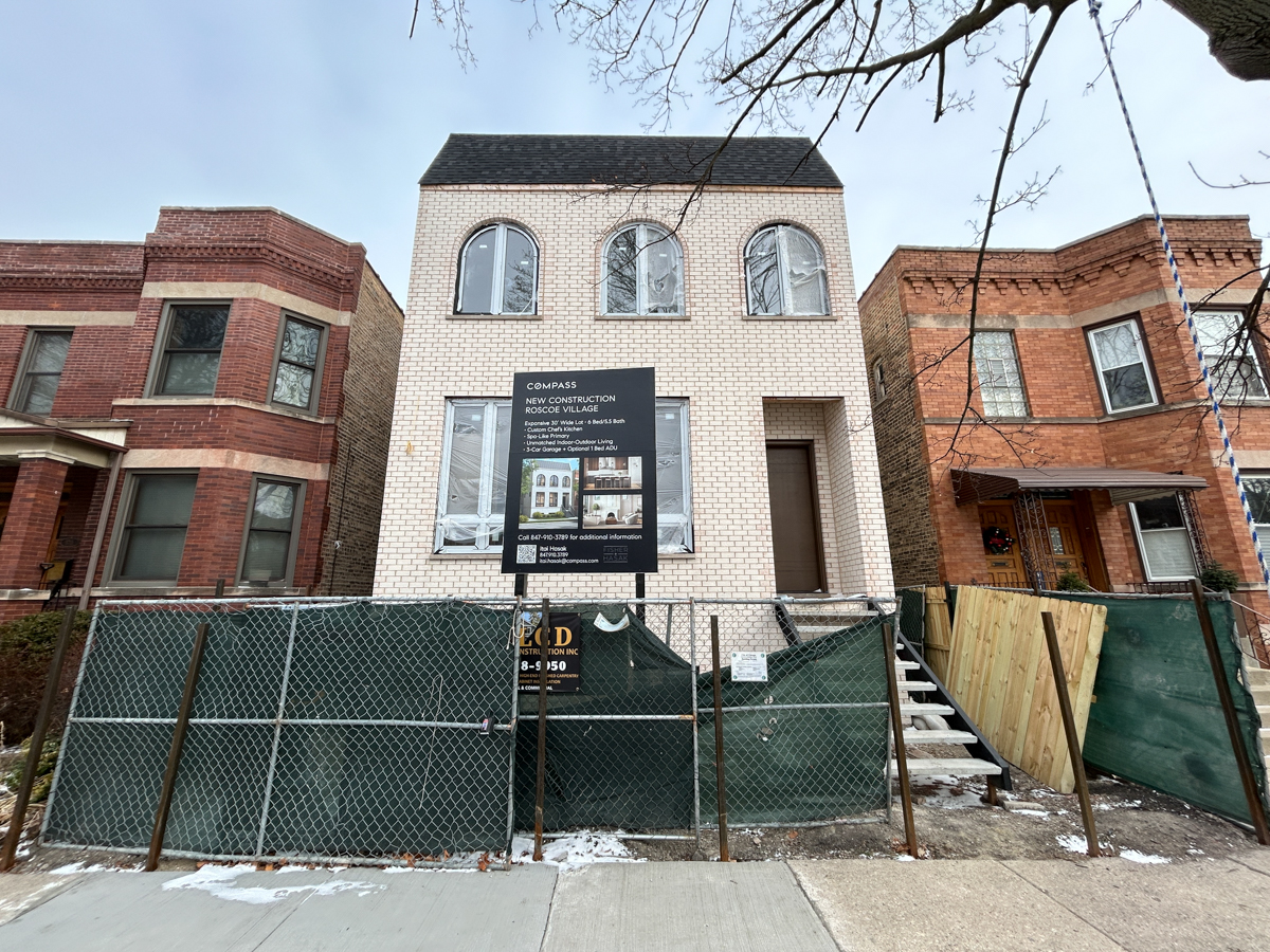 3709 North Oakley Avenue construction