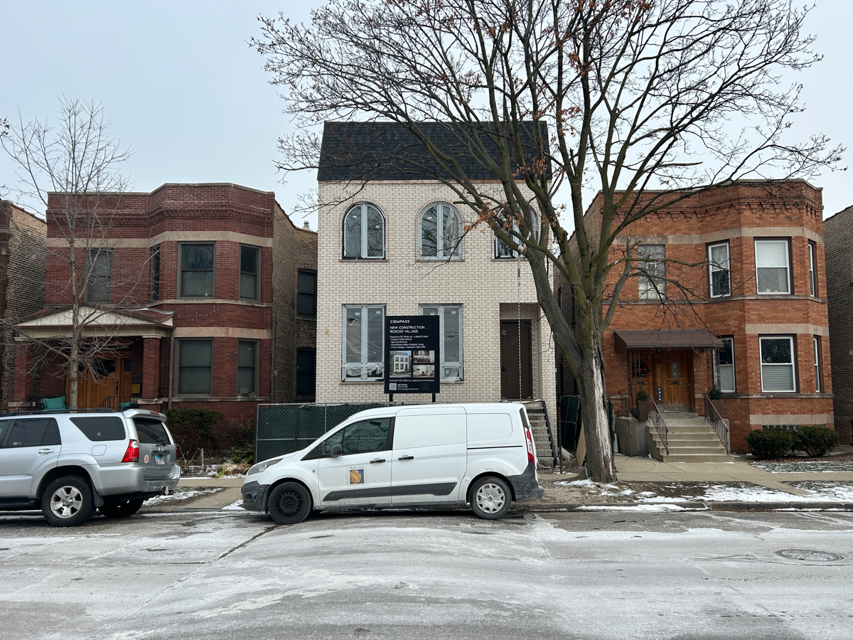 3709 North Oakley Avenue construction