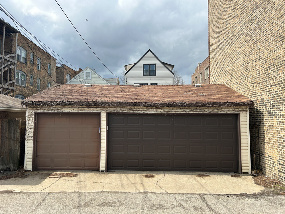 4913 North Damen Avenue construction underway