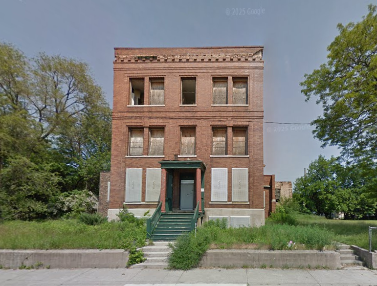 6541 South Maryland Avenue three-flat permitted