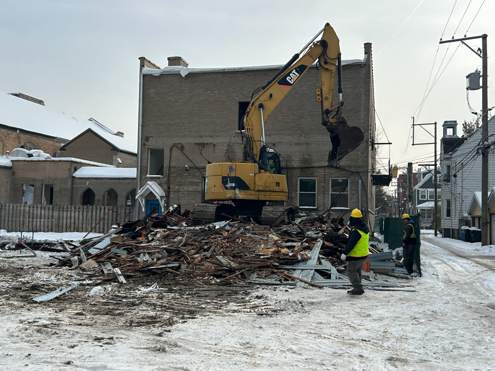 Ravenswood Presbyterian Church demolition begins