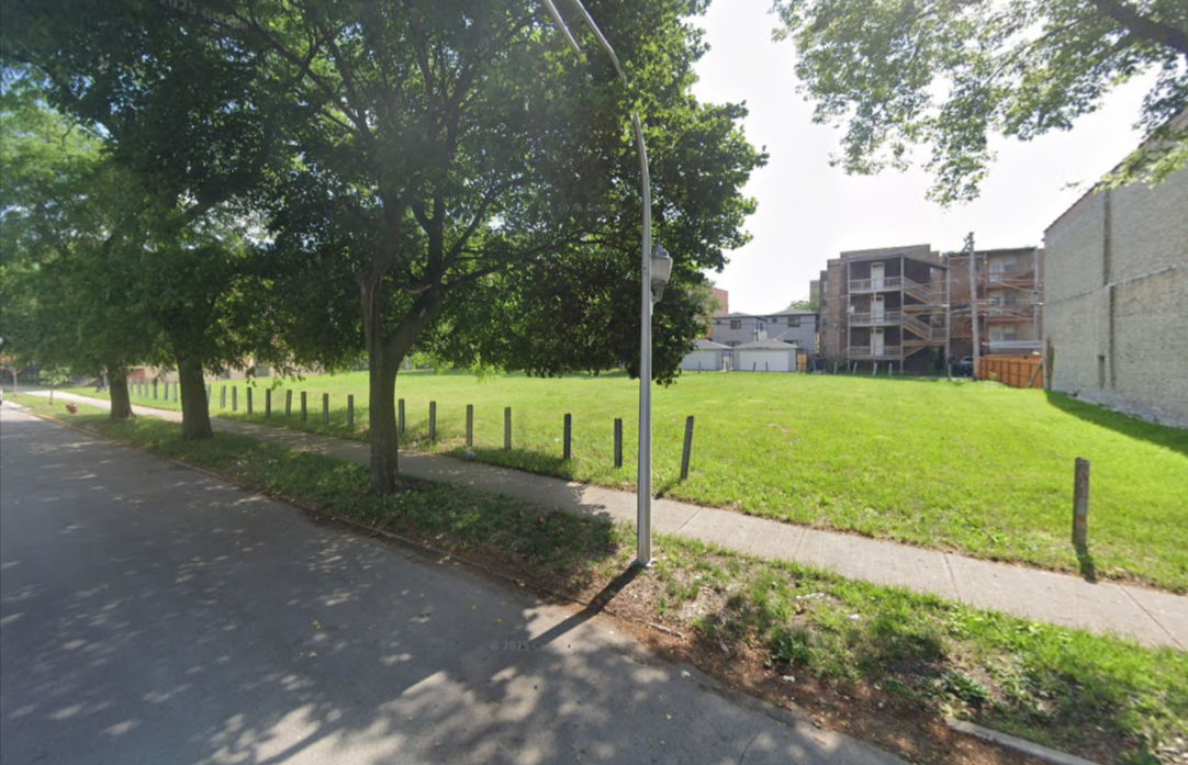 4840 South Calumet Avenue three-flat permitted