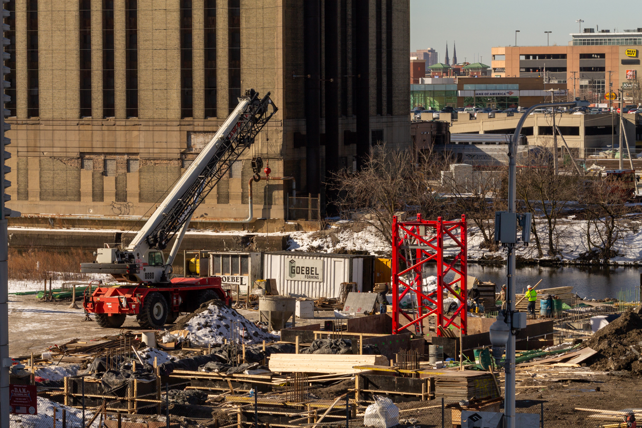 1010 South Wells tower crane permitted