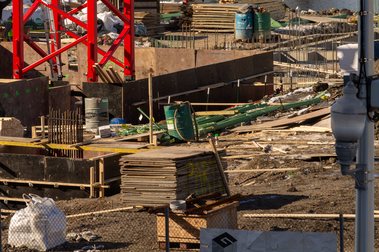 1010 South Wells tower crane permitted