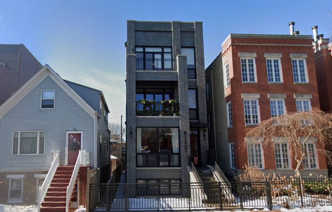 2702 North Greenview Avenue