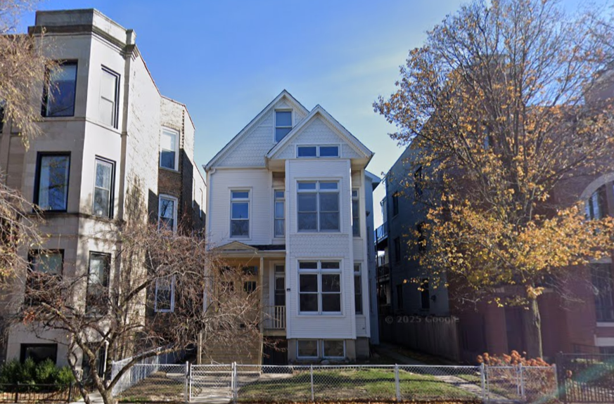 Three units permitted at 3039 North Kenmore Avenue