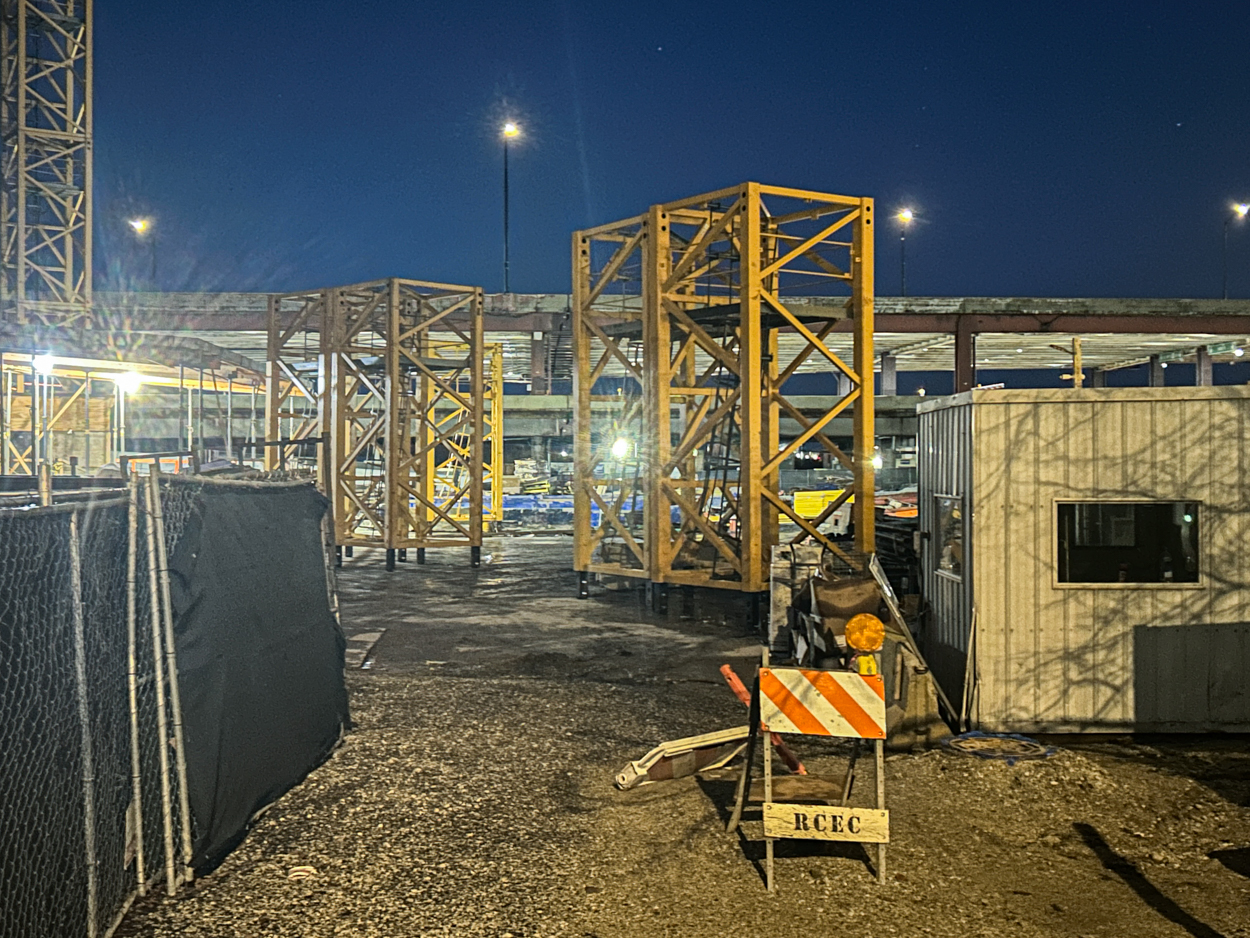 400 Lake Shore final tower crane jump