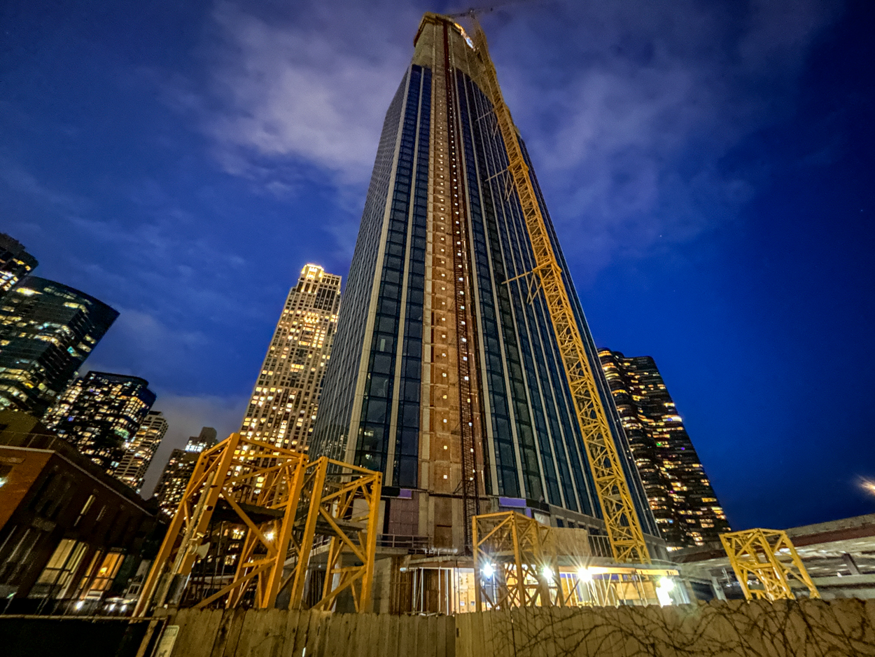 400 Lake Shore final tower crane jump