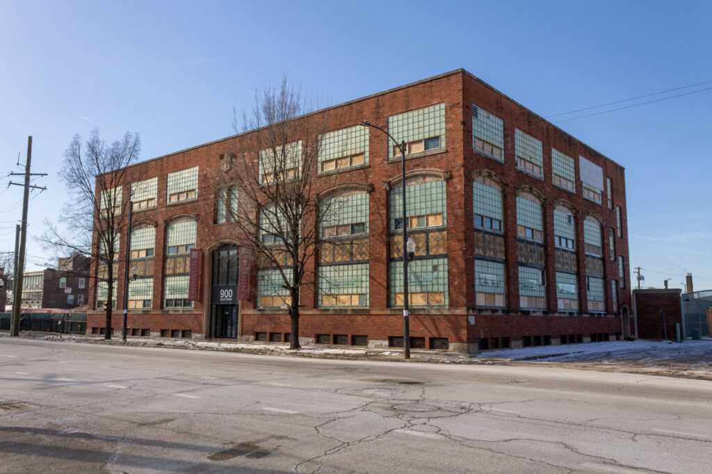 ComEd Demolishes 1920s Industrial Office Building At 900 South Clinton ...