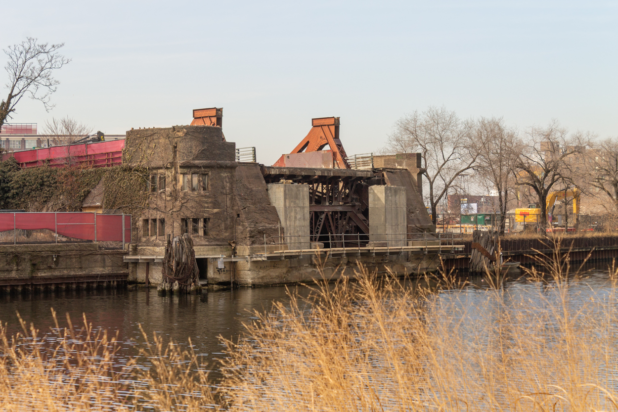 Chicago Avenue Bridge removal