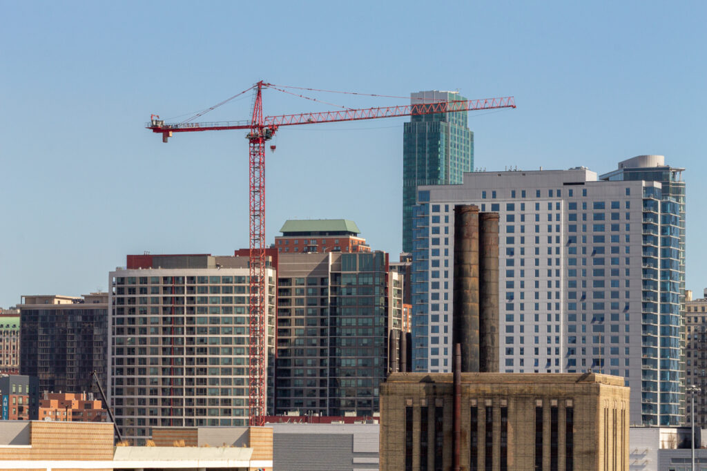 1010 South Wells tower crane