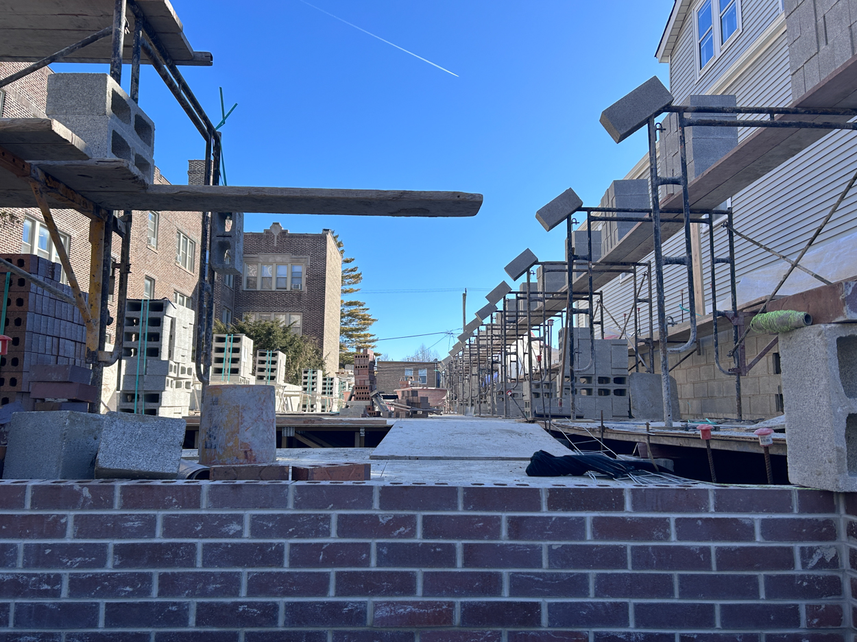 4913 North Damen Avenue construction update march 2026