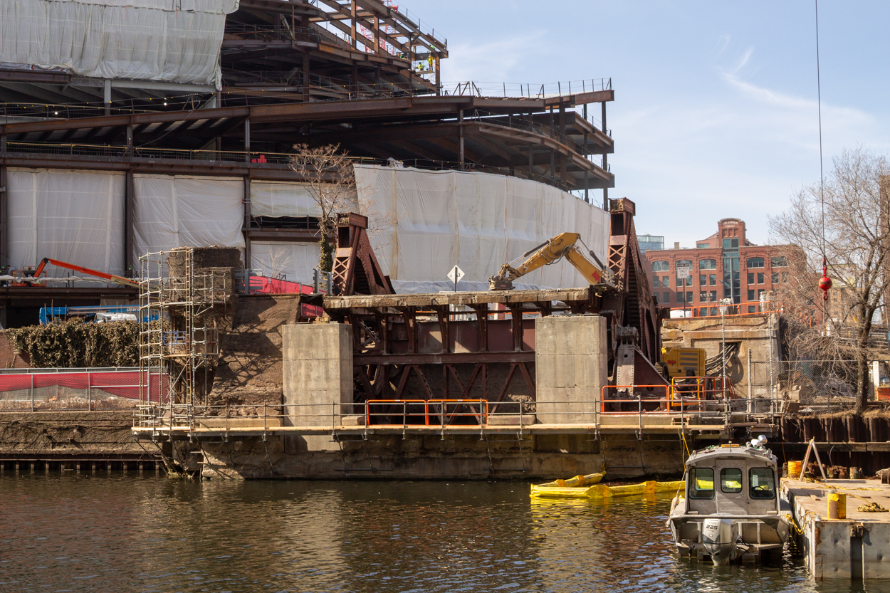 Chicago Avenue Bridge removal