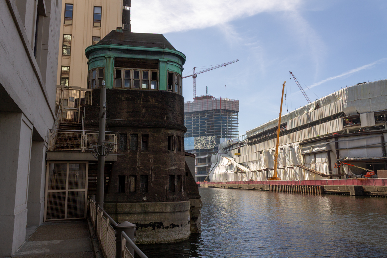 Chicago Avenue Bridge removal