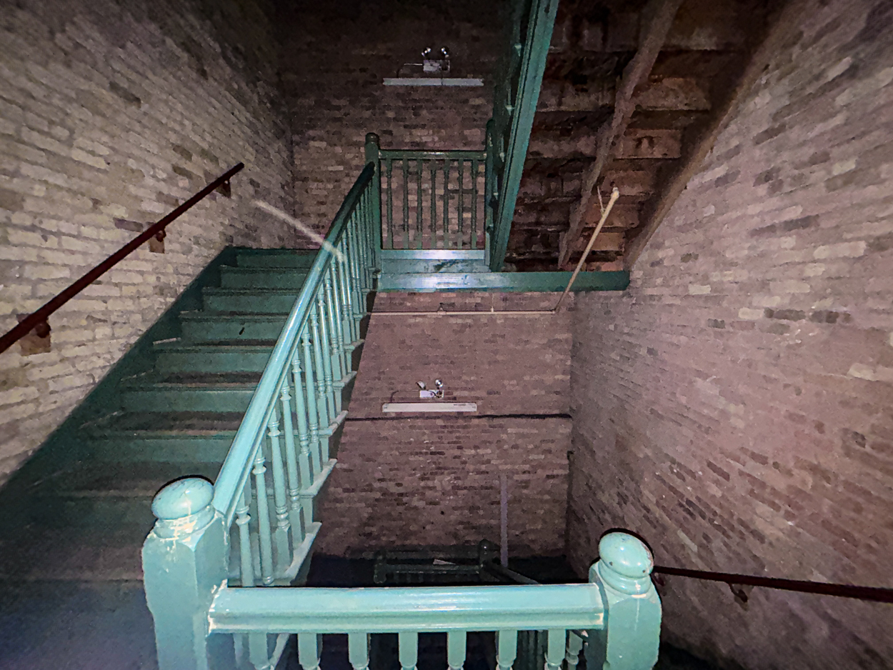 168 North Clinton Street pre-demolition walkthrough
