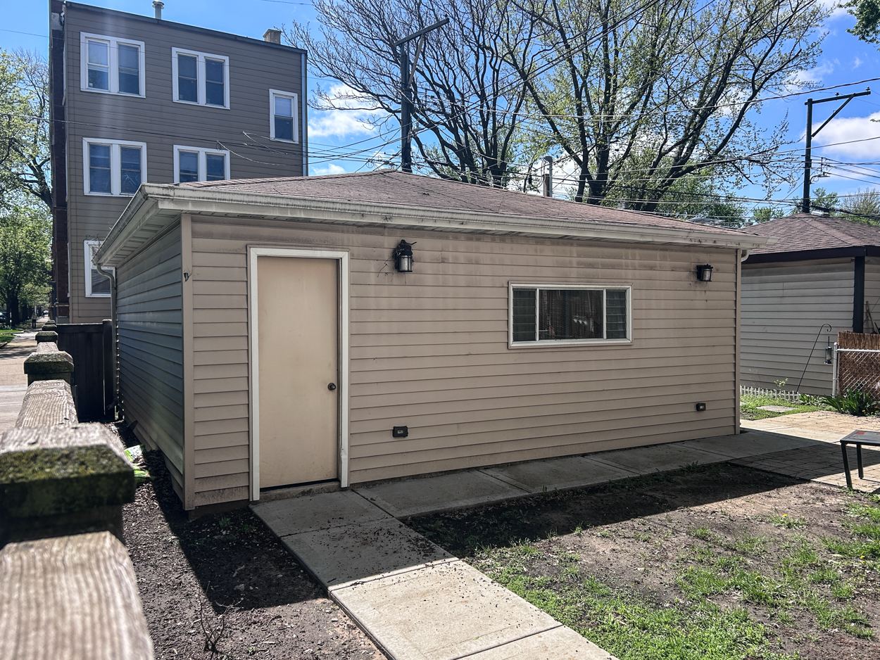 2203 West Giddings Street ADU permitted