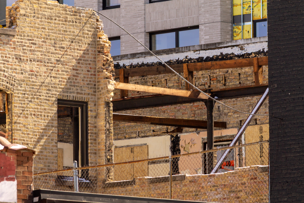 Leon Hotel 2701 North Clark Street renovations underway