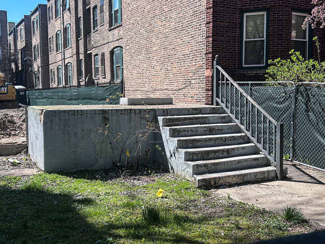 4650 North Magnolia Avenue construction permitted