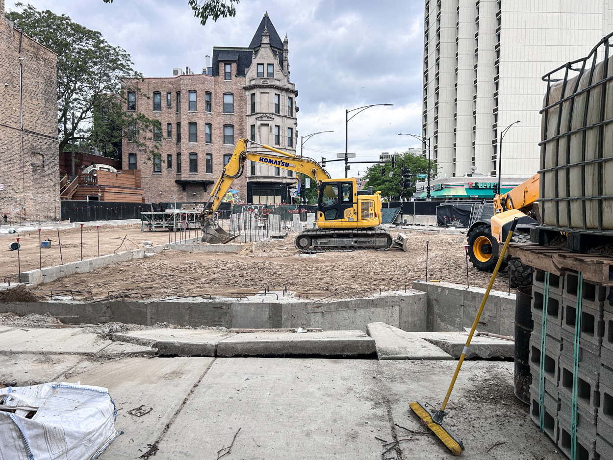 Full permit issued for 2600 North Clark
