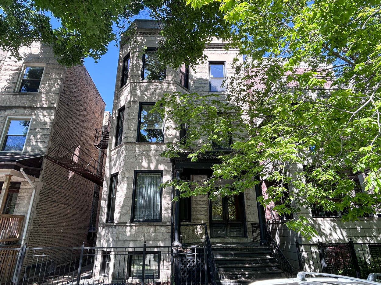 3222 North Clifton Avenue construction permitted