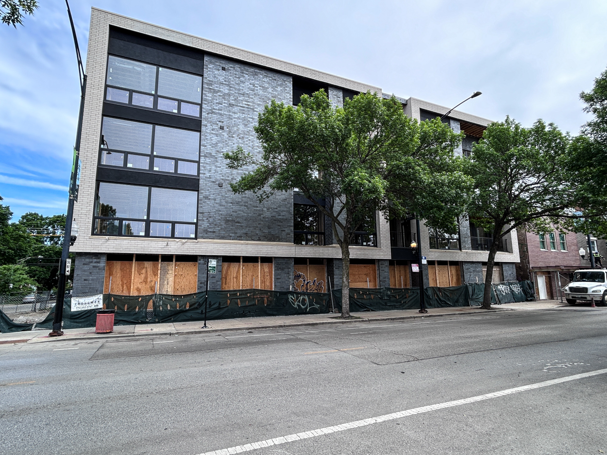 3318 West Montrose Avenue construction update
