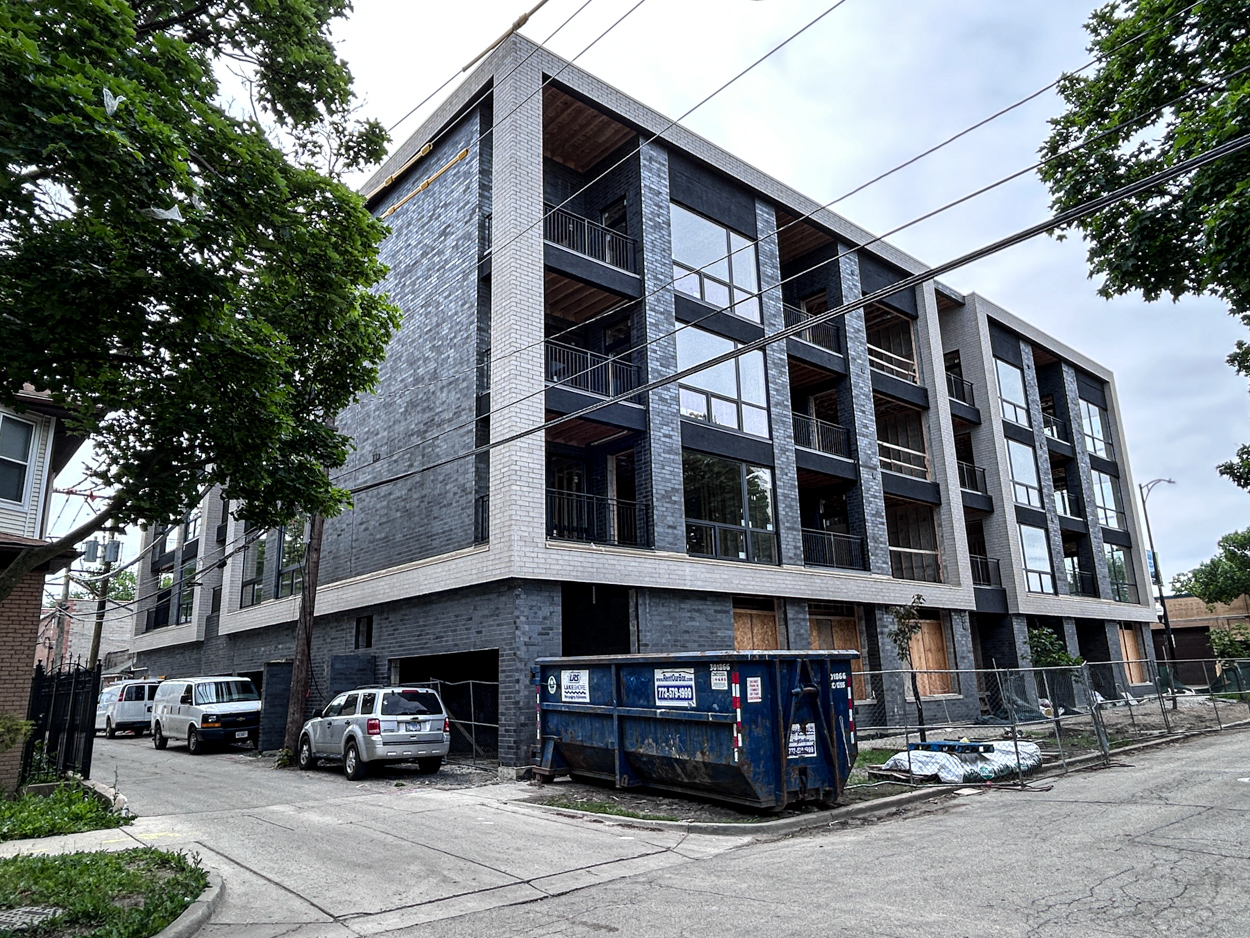 3318 West Montrose Avenue construction update