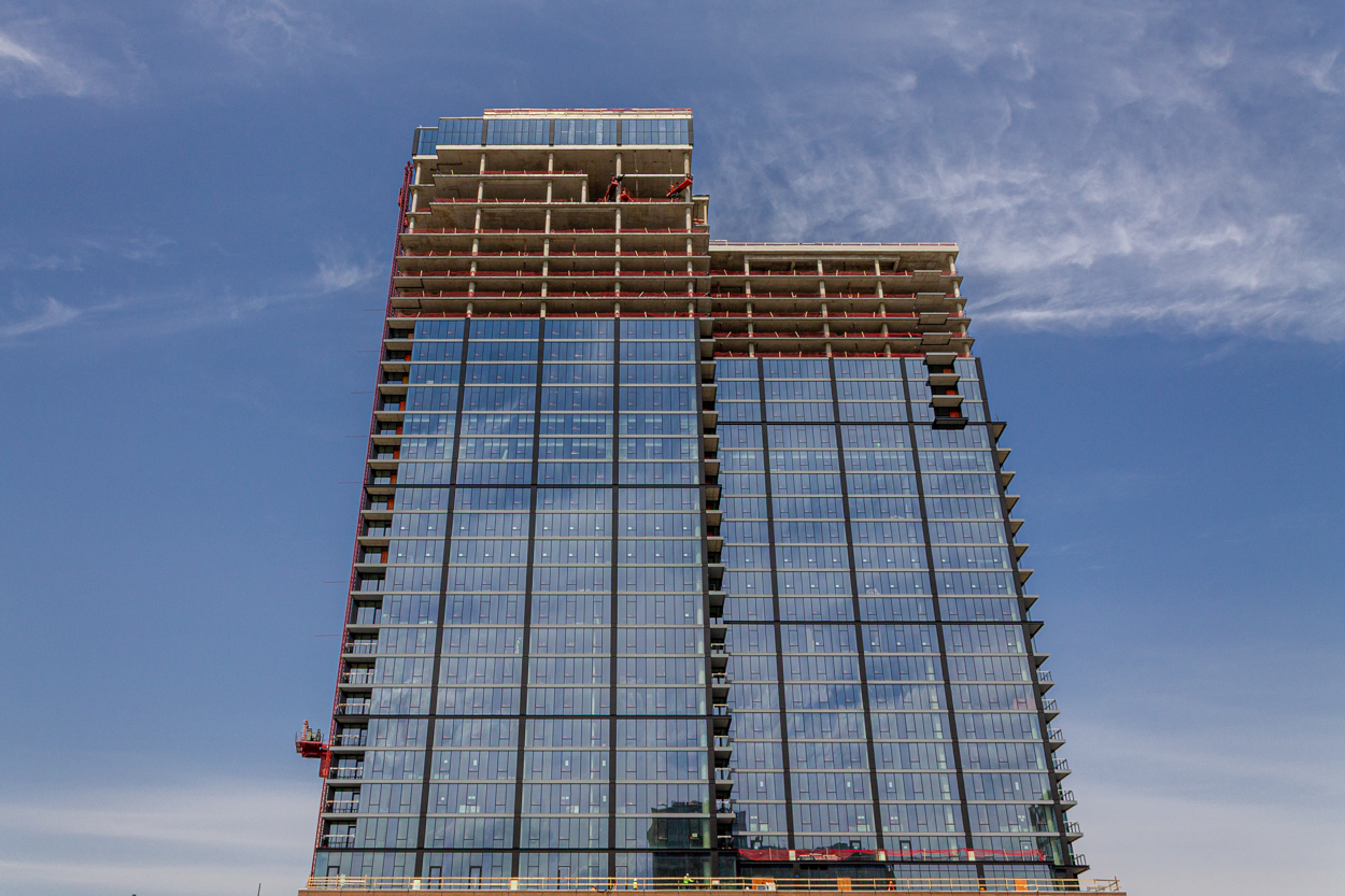 370 North Morgan tower cranes comes down