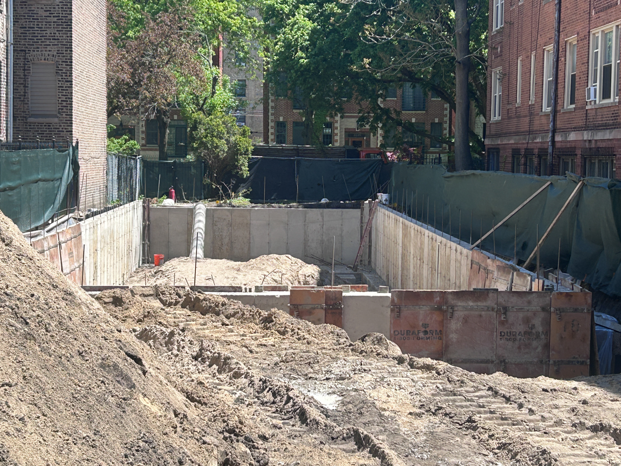 4650 North Magnolia Avenue foundation construction