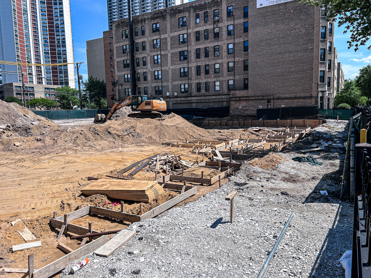 6143 North Kenmore Avenue construction underway