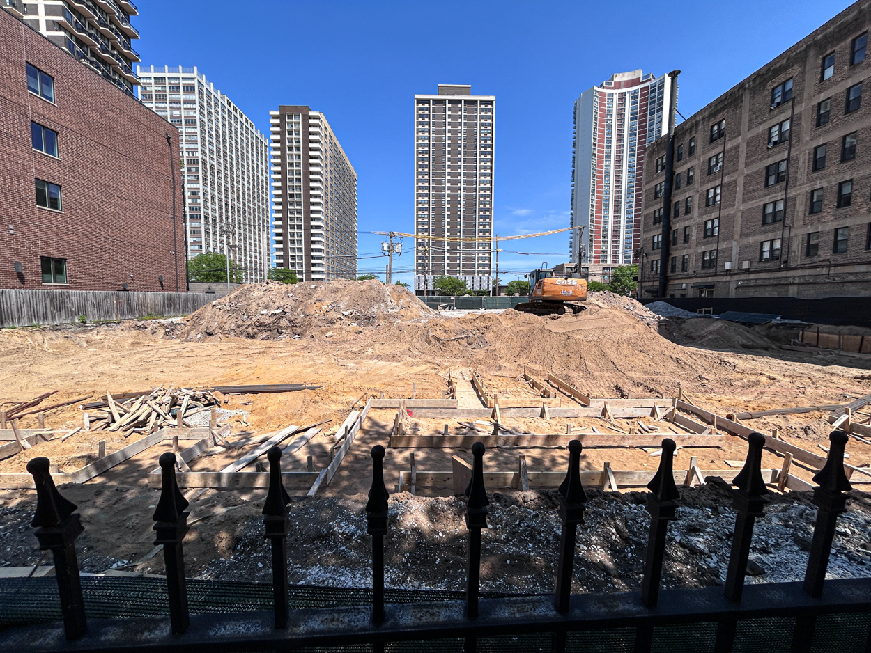 6143 North Kenmore Avenue construction underway