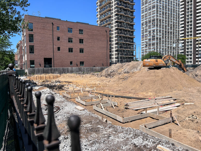 6143 North Kenmore Avenue construction underway
