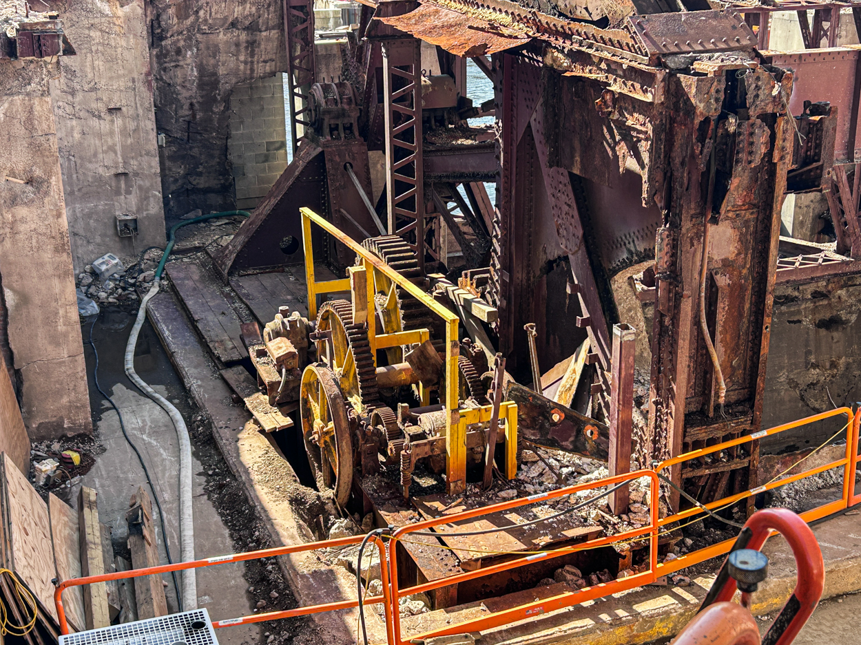 Chicago Avenue Bridge reconstruction