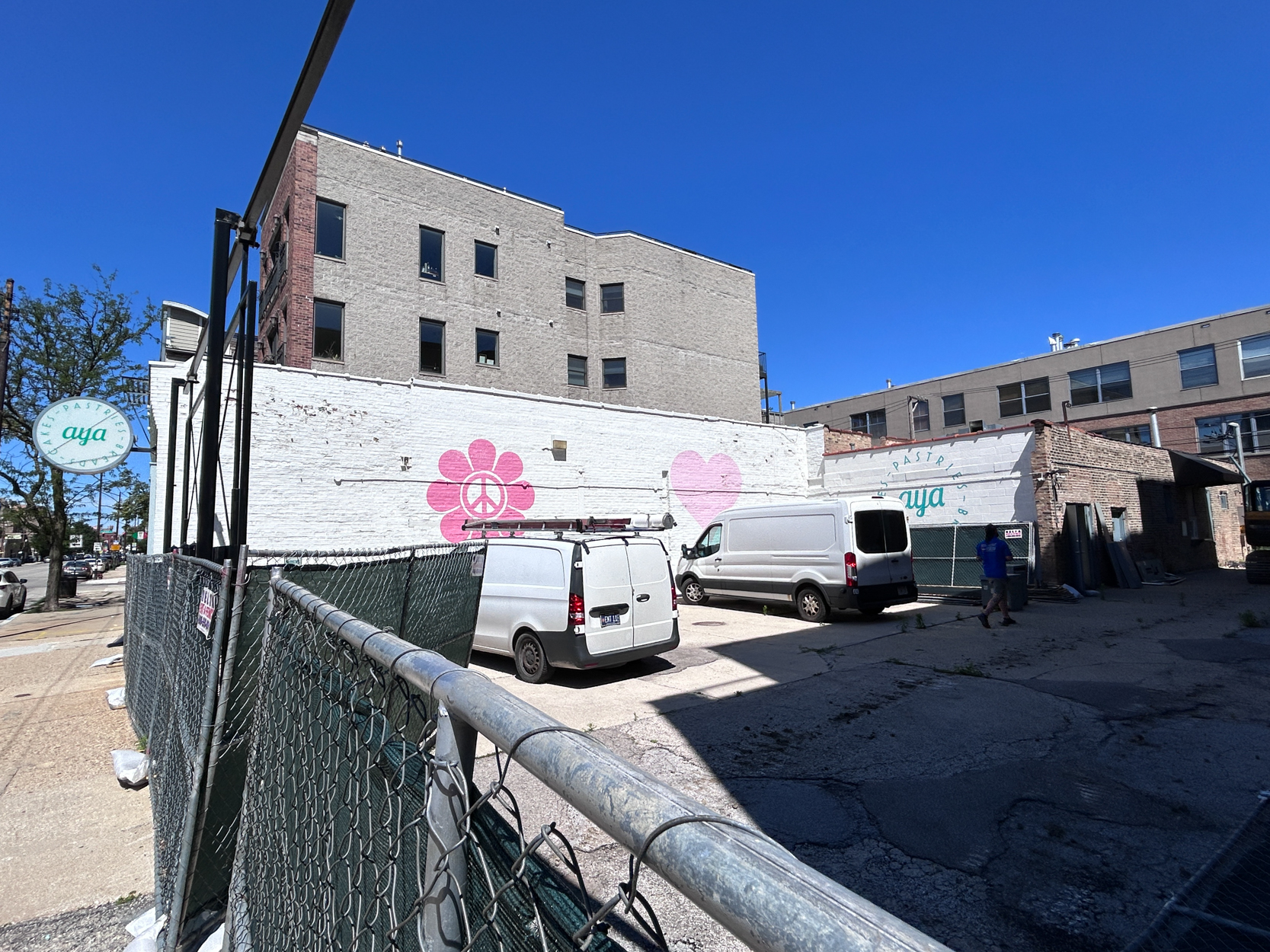 1332 West Grand Avenue demolition permitted