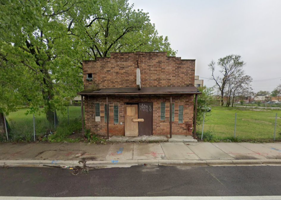 Residential permits for the 2400 block of West Warren Boulevard