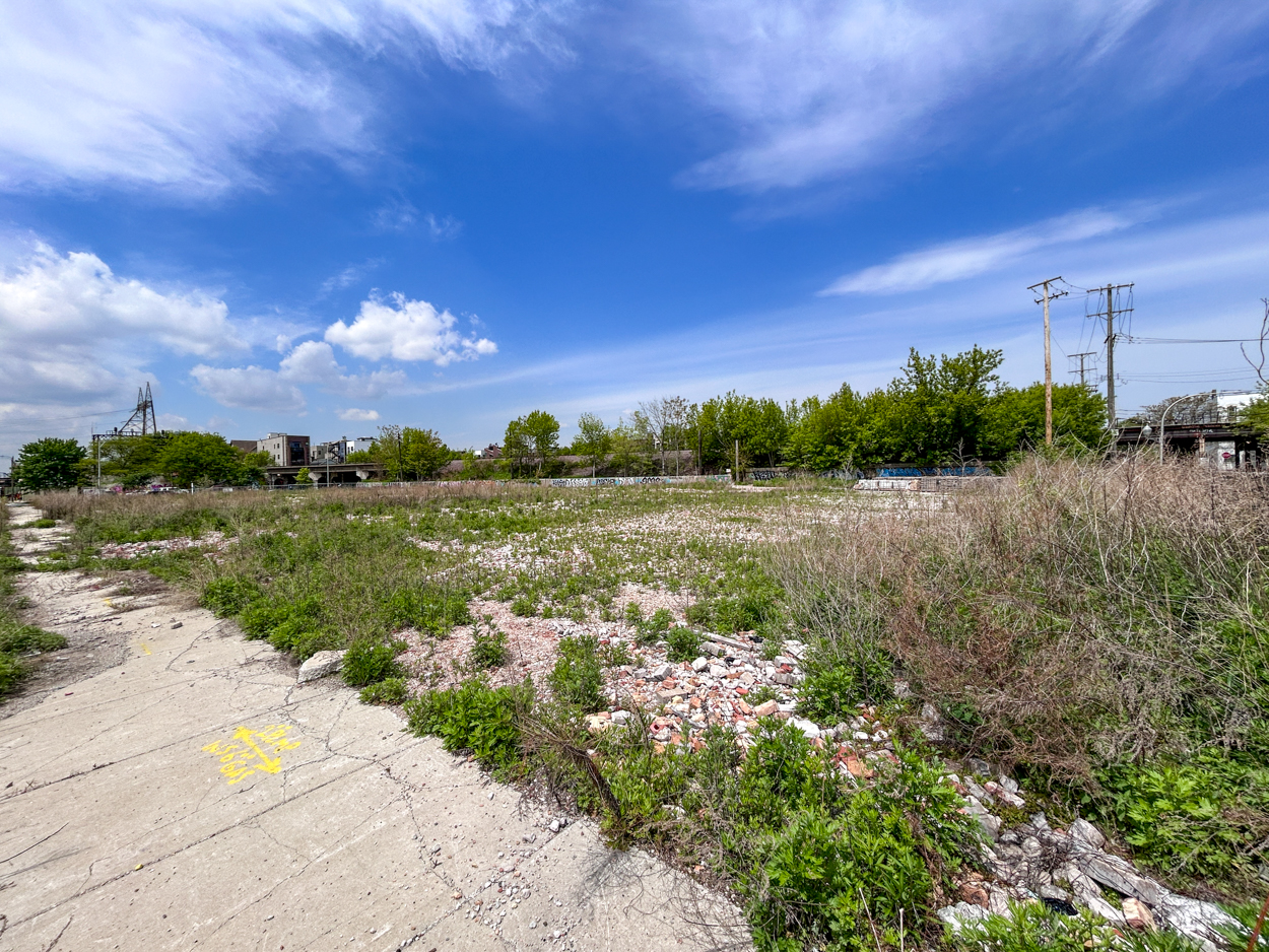 410 North Elizabeth site prep underway