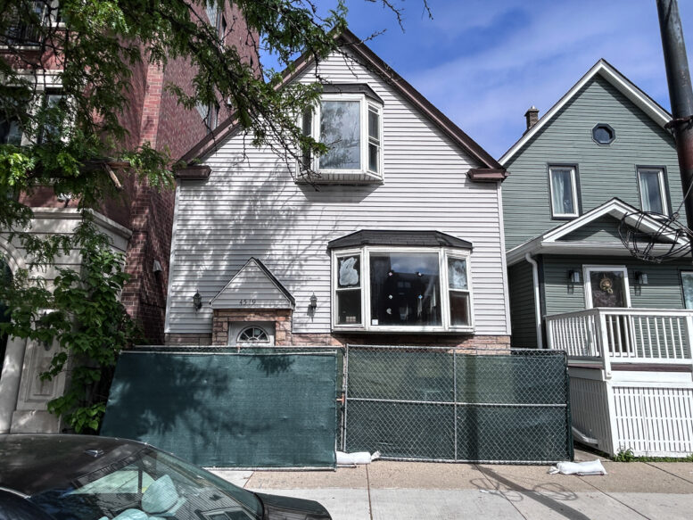 4519 North Western Avenue demolition permitted