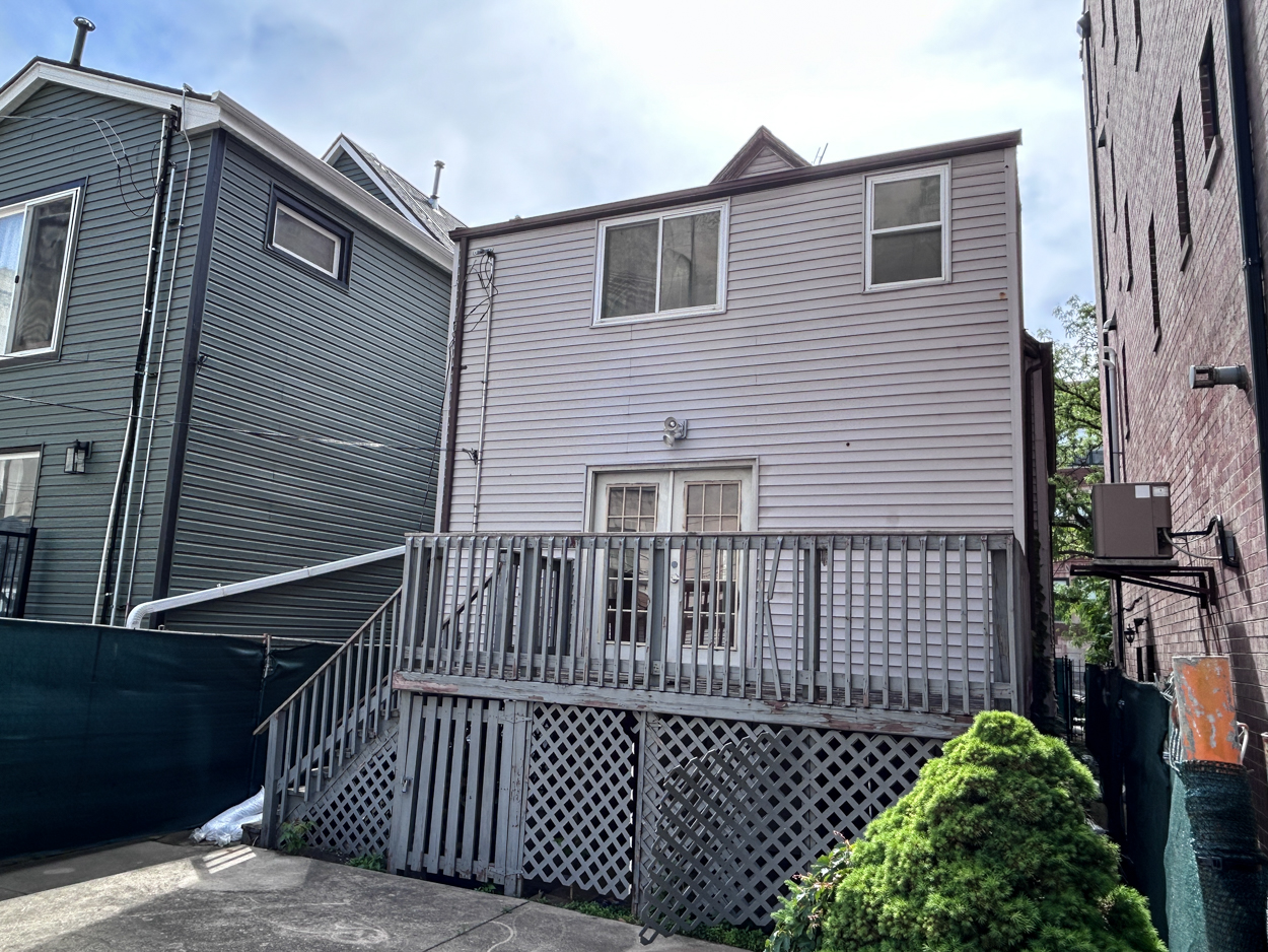 4519 North Western Avenue demolition permitted
