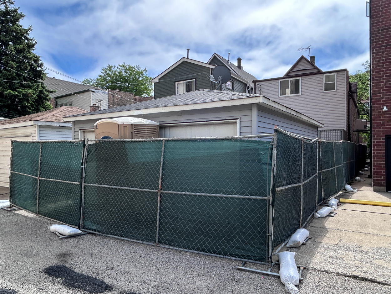 4519 North Western Avenue demolition permitted