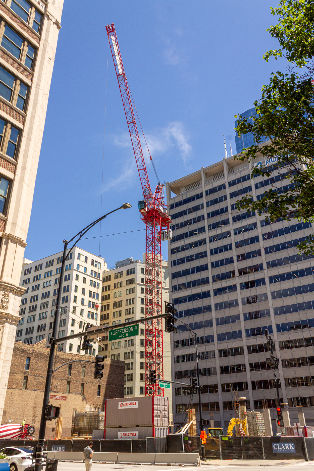 566 West Van Buren tower crane