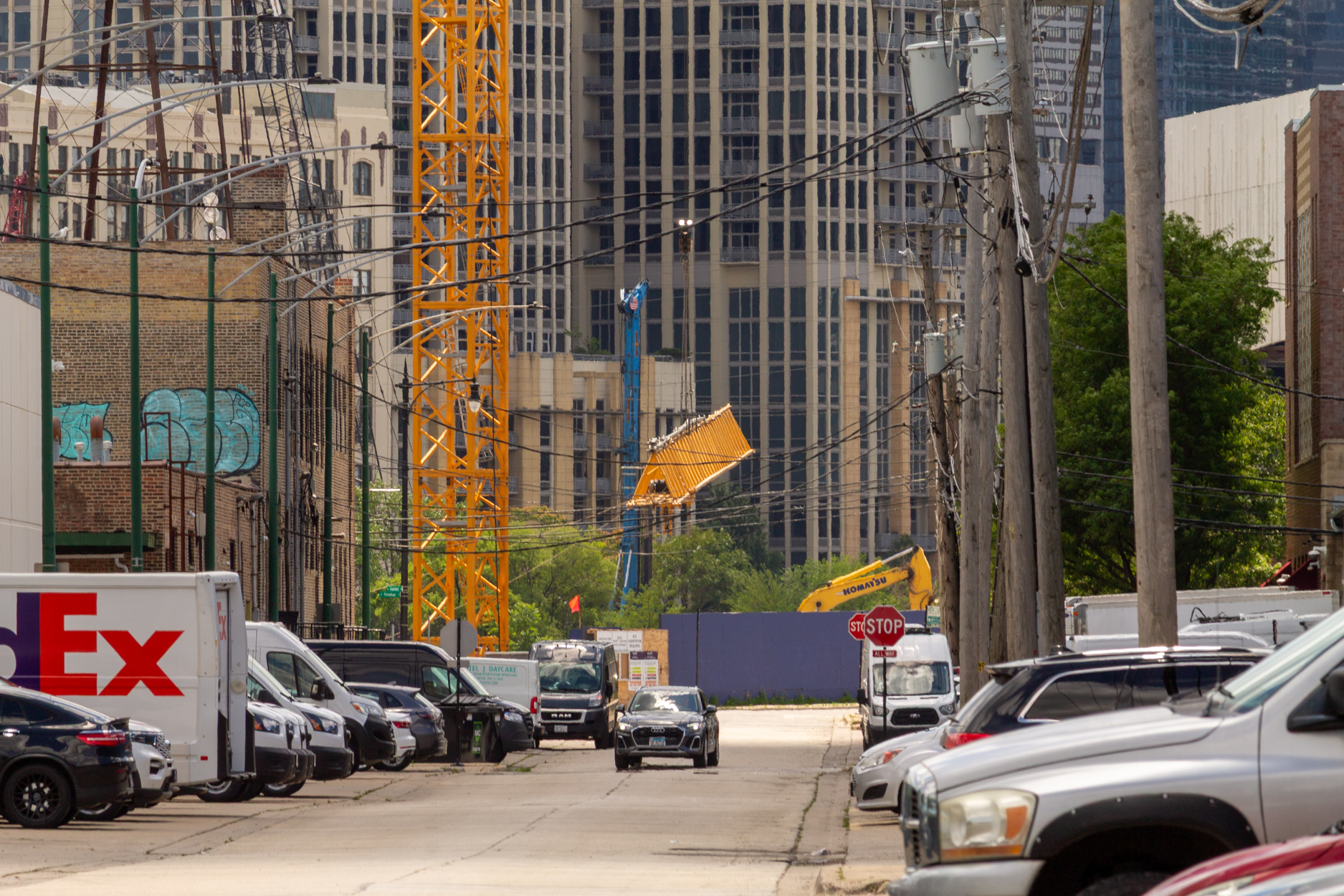 Halsted Pointe tower crane assembly