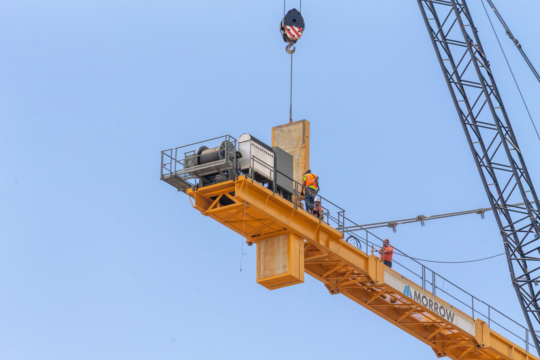Halsted Pointe tower crane assembly