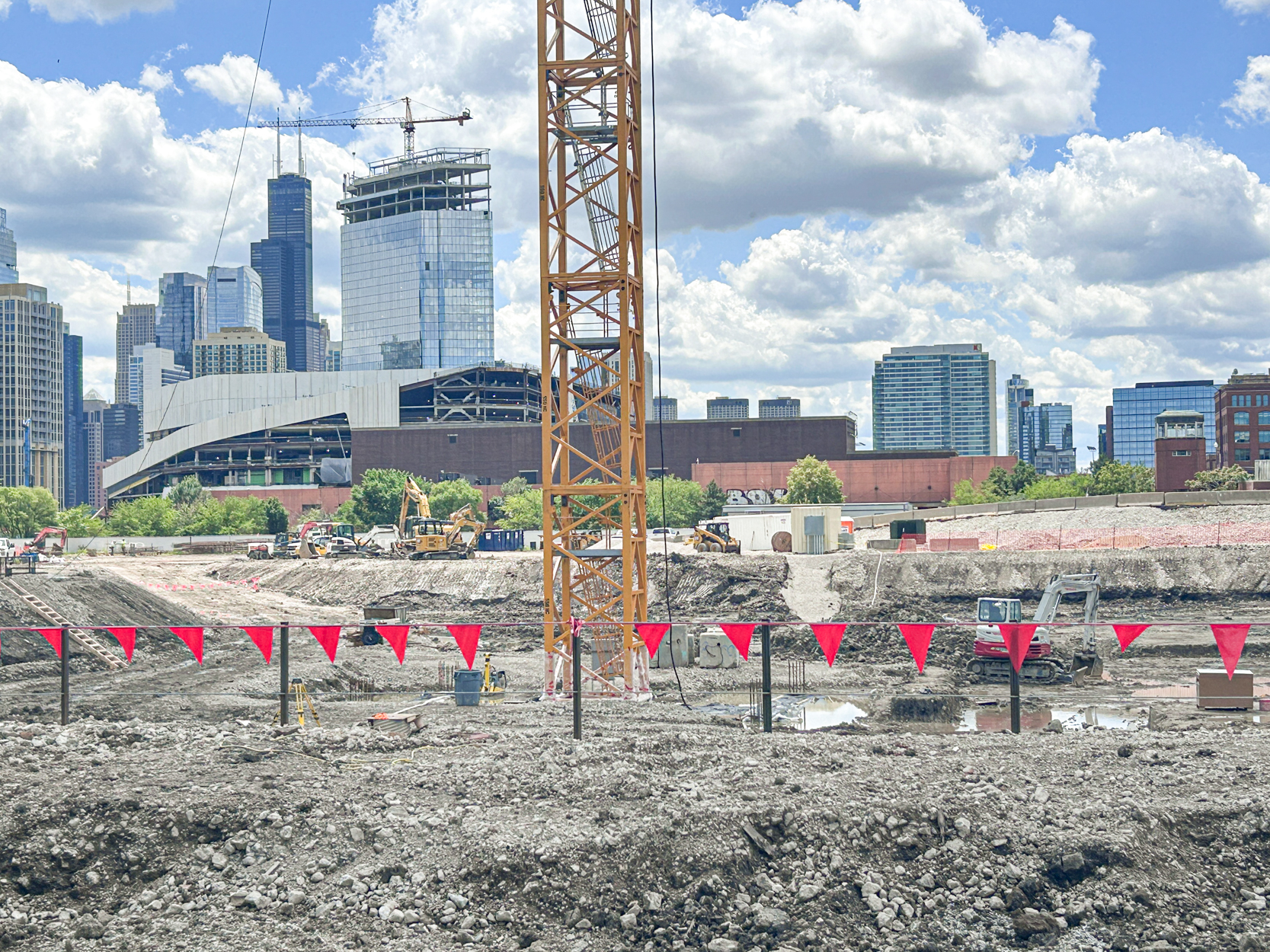 Halsted Pointe tower crane assembly