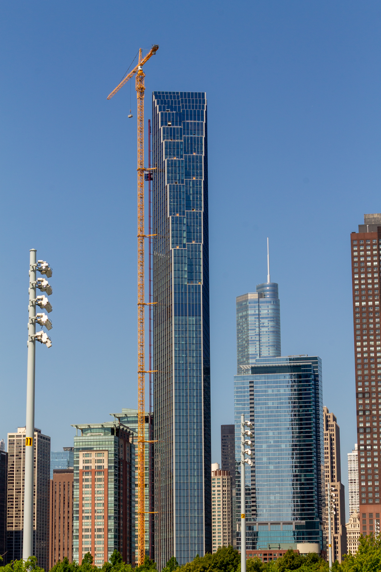 400 Lake Shore North Tower crane removal