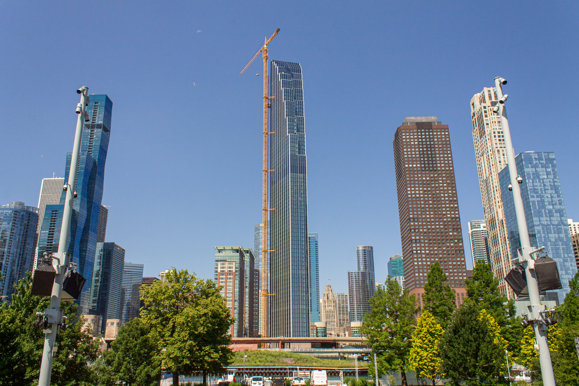 400 Lake Shore North Tower crane removal