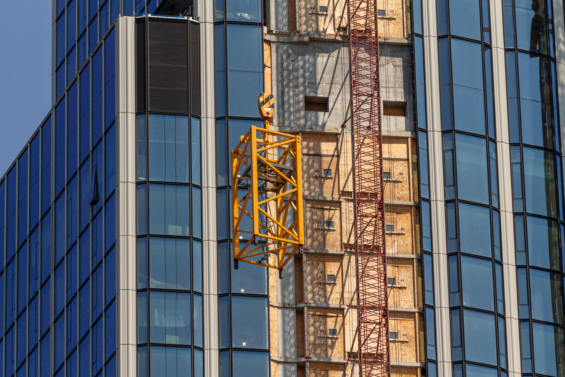 400 Lake Shore North Tower crane removal